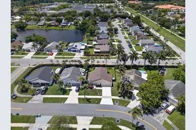 13560 SW 9th Court, Davie, FL 33325 - Photo 55