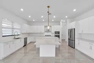 12745 Bayside Ct, Parkland, FL 33076 - Photo 17