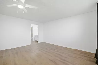 5700 NW 2nd Avenue #705, Boca Raton, FL 33487 - Photo 15