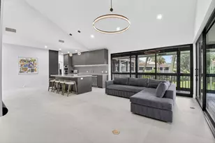 19221 Sabal Lake Dr, Boca Raton, FL 33434 - Photo 17