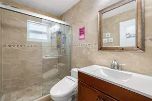 334 Burgundy G, Delray Beach, FL 33484 - Photo 17