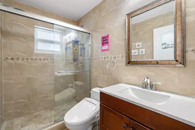 334 Burgundy G, Delray Beach, FL 33484 - Photo 17