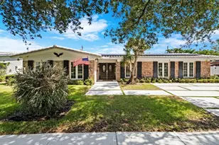 2141 NE 67th St, Fort Lauderdale, FL 33308 - Photo 3