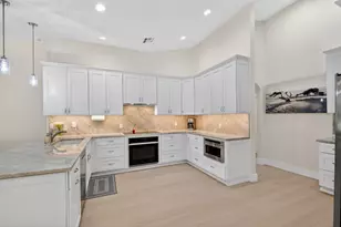 13399 Doubletree Cir, Wellington, FL 33414 - Photo 15