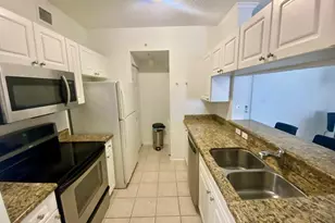 17100 N Bay Rd, Sunny Isles Beach, FL 33160 - Photo 1