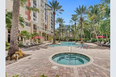 17100 N Bay Road #1911, Sunny Isles Beach, FL 33160 - Photo 13
