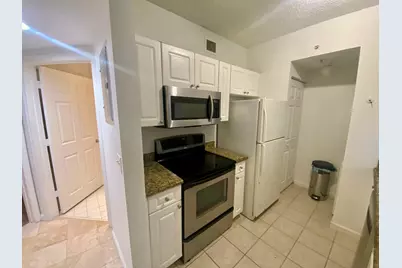 17100 N Bay Road #1911, Sunny Isles Beach, FL 33160 - Photo 5