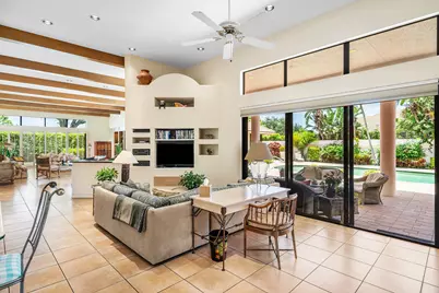 4727 Bocaire Boulevard, Boca Raton, FL 33487 - Photo 5