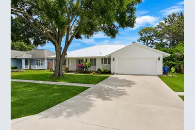 341 Suwanee Avenue, Jupiter, FL 33458 - Photo 1