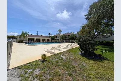 150 Pineview Road #Apt E6, Jupiter, FL 33469 - Photo 7