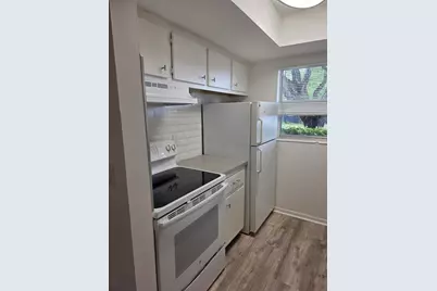 640 SE 2nd Avenue #111, Boynton Beach, FL 33435 - Photo 3