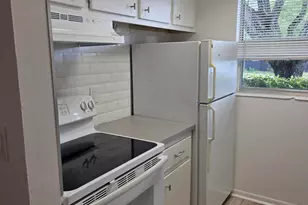 640 SE 2nd Ave, Boynton Beach, FL 33435 - Photo 3