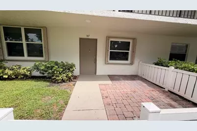 24 Abbey Lane #107, Delray Beach, FL 33446 - Photo 3