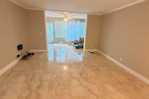 24 Abbey Ln, Delray Beach, FL 33446 - Photo 15