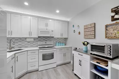 3392 NW 47th Avenue, Coconut Creek, FL 33063 - Photo 1