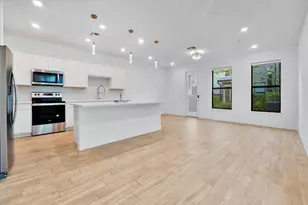 8358 NW 7th Pl, Plantation, FL 33324 - Photo 3