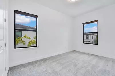 8358 NW 7th Place, Plantation, FL 33324 - Photo 11