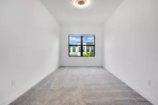 8358 NW 7th Pl, Plantation, FL 33324 - Photo 13