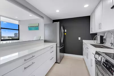 20335 W Country Club #1901, Aventura, FL 33180 - Photo 5