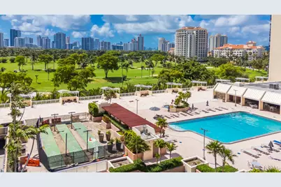 20335 W Country Club #1901, Aventura, FL 33180 - Photo 49