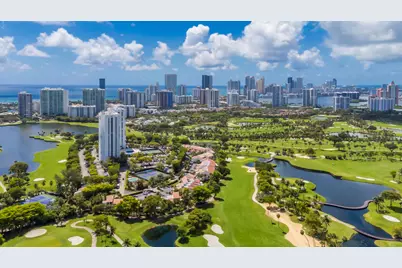 20335 W Country Club #1901, Aventura, FL 33180 - Photo 57