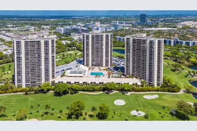 20335 W Country Club #1901, Aventura, FL 33180 - Photo 15