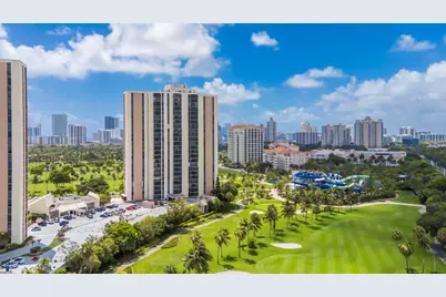 20335 W Country Club #1901, Aventura, FL 33180 - Photo 67