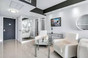 20335 W Country Club, Aventura, FL 33180 - Photo 17