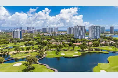 20335 W Country Club #1901, Aventura, FL 33180 - Photo 53