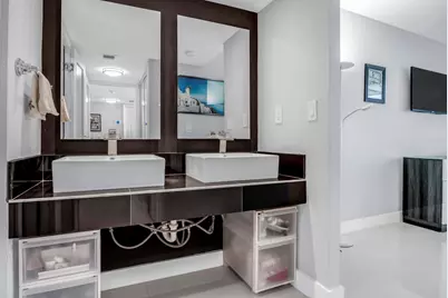20335 W Country Club #1901, Aventura, FL 33180 - Photo 9