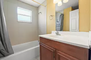 816 20th St, West Palm Beach, FL 33407 - Photo 13