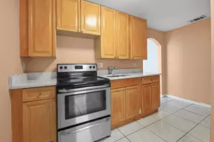 816 20th St, West Palm Beach, FL 33407 - Photo 7