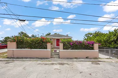 816 20th Street, West Palm Beach, FL 33407 - Photo 1