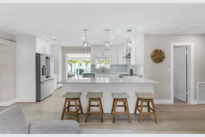 612 SE 10th Avenue, Deerfield Beach, FL 33441 - Photo 13