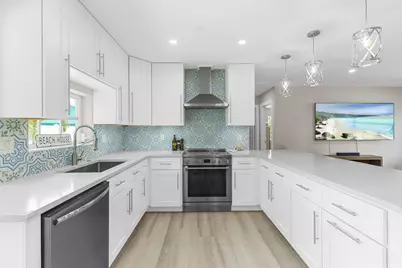 612 SE 10th Avenue, Deerfield Beach, FL 33441 - Photo 5