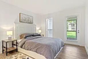711 Forest Club Dr, Wellington, FL 33414 - Photo 11