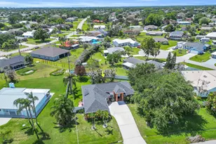 2522 SE Lyman Cir, Port Saint Lucie, FL 34952 - Photo 37