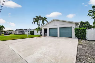 2277 Summit Boulevard, West Palm Beach, FL 33406 - Photo 75