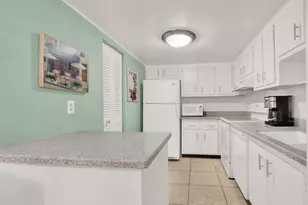 2800 N Ocean Dr, Singer Island, FL 33404 - Photo 9