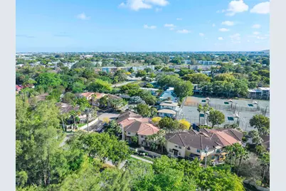 2968 Deer Creek Country Club Boulevard, Deerfield Beach, FL 33442 - Photo 37