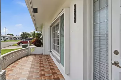 8304 NW 59th Street, Tamarac, FL 33321 - Photo 3