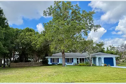 2342 SE Seamist Street, Port Saint Lucie, FL 34952 - Photo 3