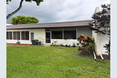212 Lake Susan Lane, West Palm Beach, FL 33411 - Photo 9