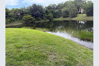 212 Lake Susan Lane, West Palm Beach, FL 33411 - Photo 13