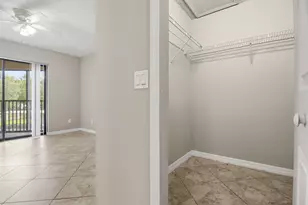 2625 Heathcote Dr, Fort Pierce, FL 34982 - Photo 13