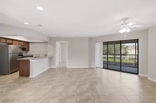 2625 Heathcote Dr, Fort Pierce, FL 34982 - Photo 7