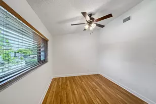 2700 S Oakland Forest Dr, Oakland Park, FL 33309 - Photo 31