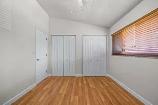 2700 S Oakland Forest Dr, Oakland Park, FL 33309 - Photo 31