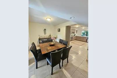 1412 SW 110th Way, Davie, FL 33324 - Photo 7