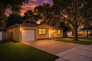 713 NE 35th St, Oakland Park, FL 33334 - Photo 1